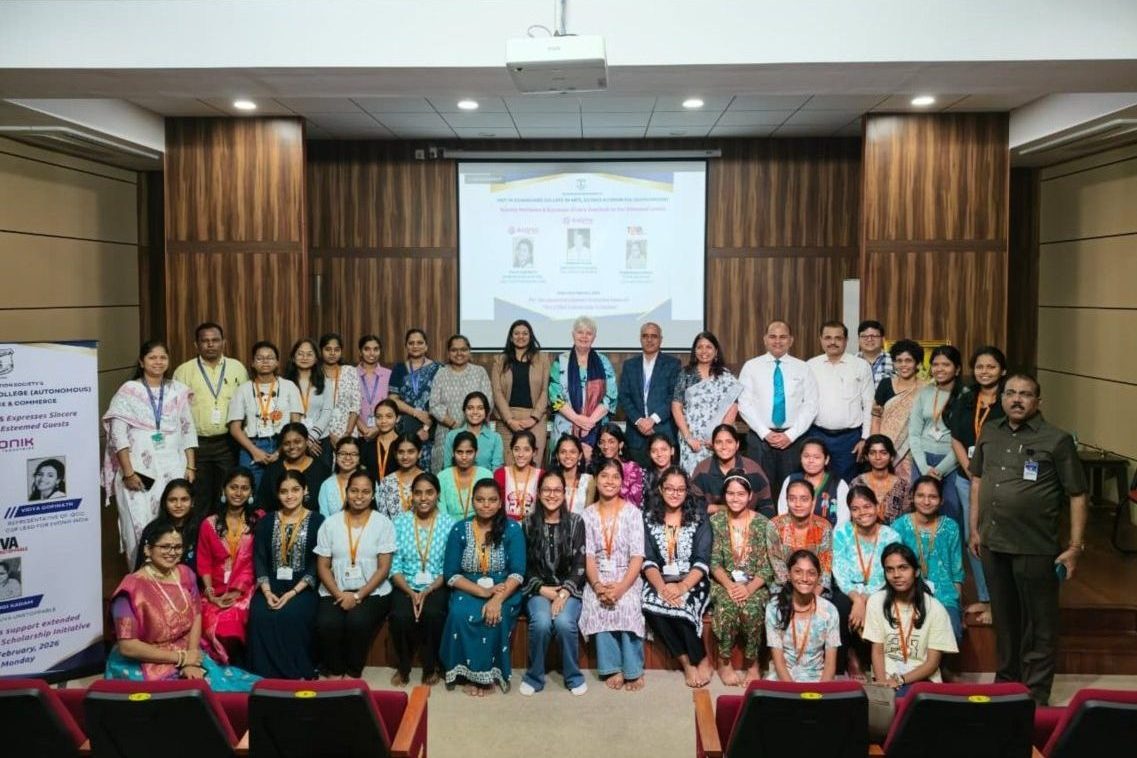 Evonik India STEM Scholarship Initiative for Girl students at Kirti College
